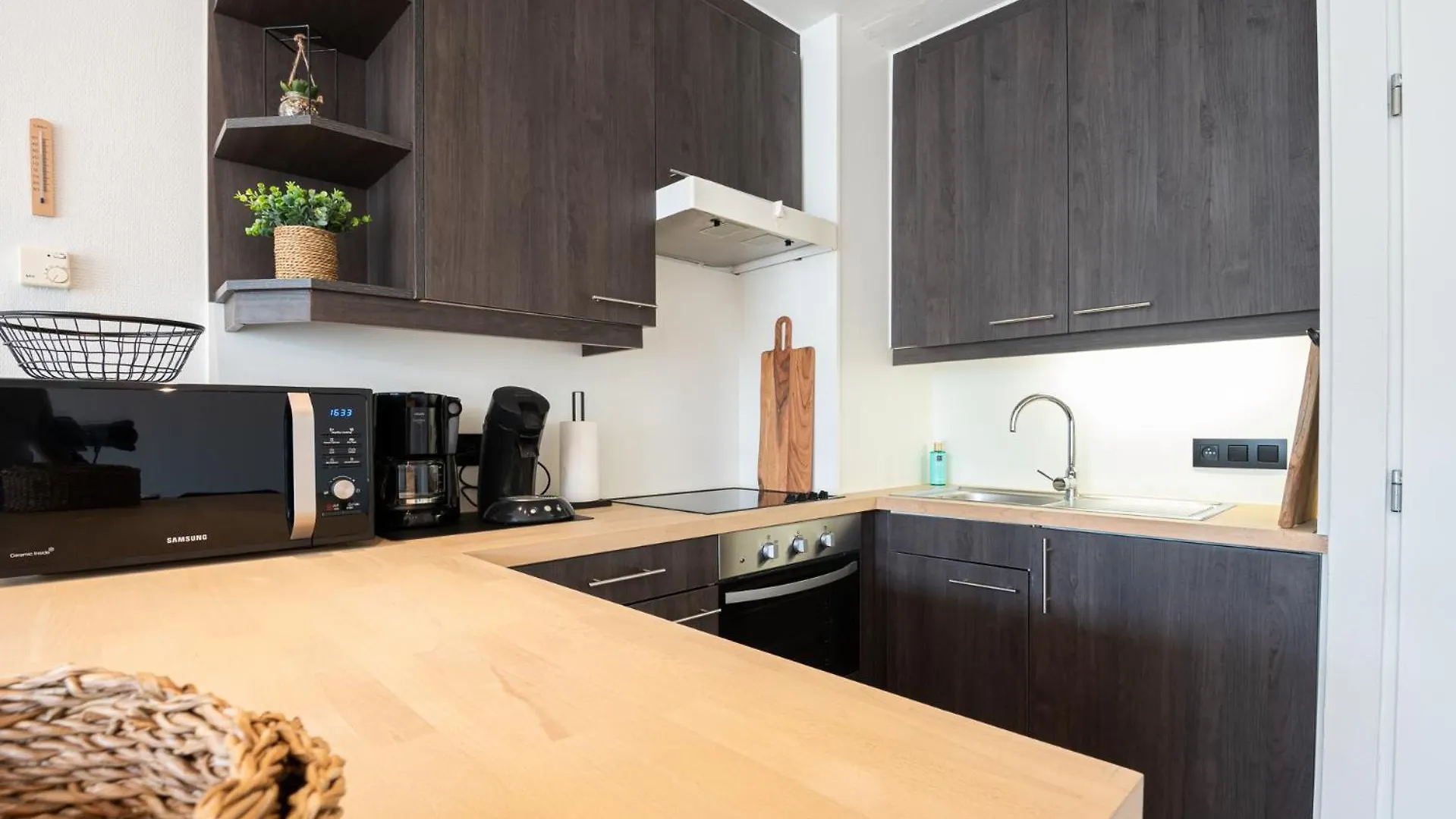 Modern Apartment Close To The Beach For 6 Ostend