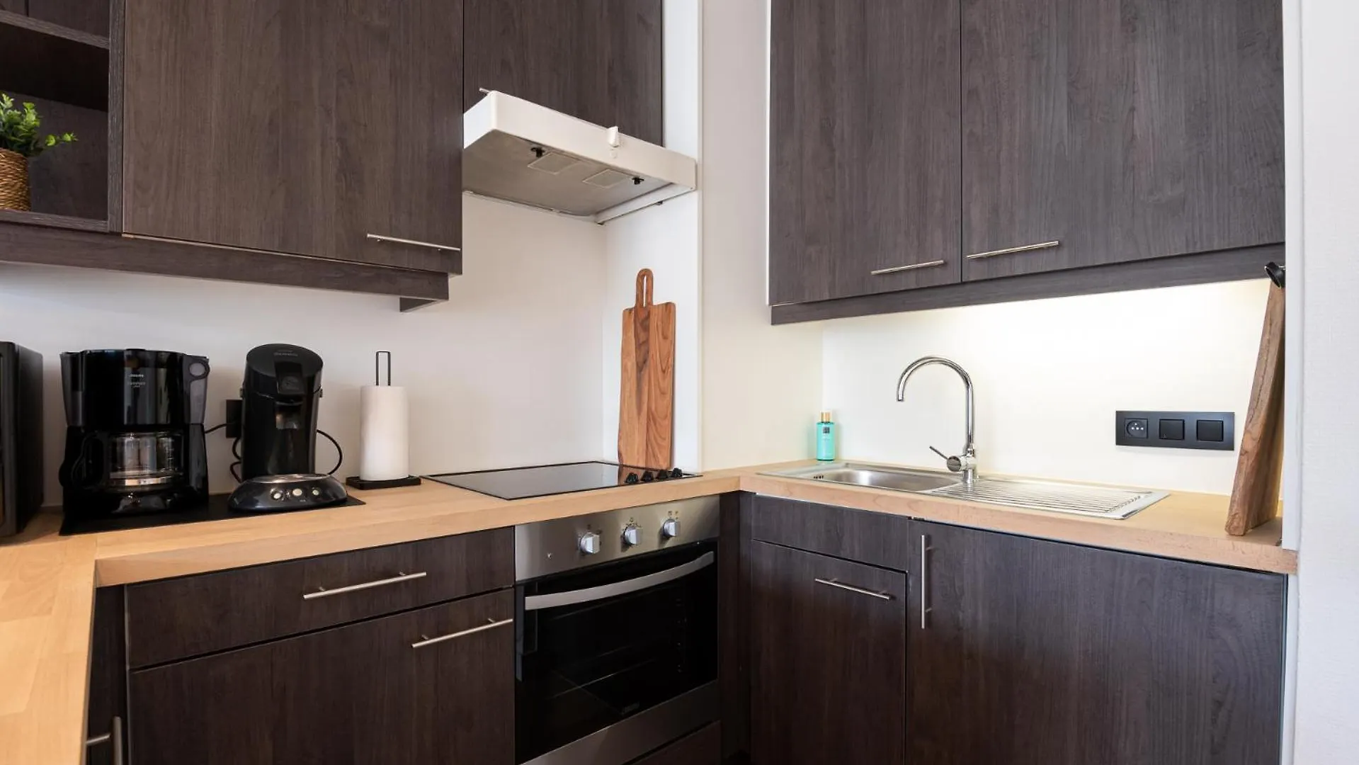 Modern Apartment Close To The Beach For 6 Ostende